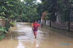 Korban Banjir Di Sukoharjo Mulai Mengungsi, Butuh Bantuan Makanan Siap Saji