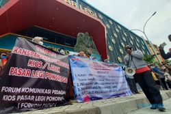 Pasar Legi Ponorogo Diresmikan, Puluhan Pedagang Malah Demo
