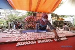 Pelantikan Wali Kota Semarang Untungkan Pedagang Bunga