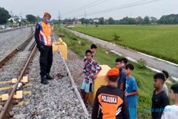 Anak-Anak Kedapatan Bermain di Jalur KA Madiun Langsung Ditegur Polsuska