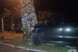 Mobil Nabrak Tugu, Warga Tirtomoyo Wonogiri Meninggal