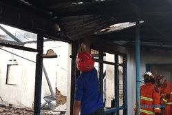 Berawal dari Ledakan di Kamar, Rumah Nenek-Nenek di Madiun Ludes Terbakar