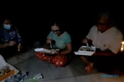 24 Jam Lebih Bertahan Di Keraton Solo, GKR Timoer Akhirnya Dapat Kiriman Makanan