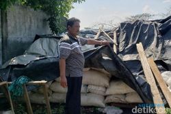 Punyak Stok Sampai 2.000 Kg, Petani Probolinggo Tolak Impor Garam