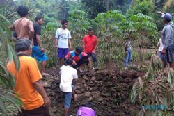 Gara-Gara Luweng Ketutup Sampah, Dusun Brengkut Wonogiri Kebanjiran