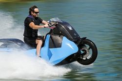 Biski Ciptakan Sepeda Motor Amfibi 2 in 1 untuk Terjang Banjir dan Libas jalan