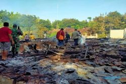 Rumah Mantan Sekdes di Ngawi Ludes Terbakar, Diduga Akibat Ulah Orang dengan Gangguan Jiwa