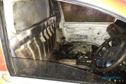 Mobil Boks Roti Terbakar di Jl. Slamet Riyadi Solo, Begini Kronologinya