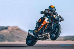 500 KTM 1290 Superduke RR Ludes Terjual dalam 48 Menit