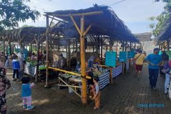 Unik! Pasar Pundensari Madiun Sajikan Kuliner Jadul dan Gunakan Uang Bambu