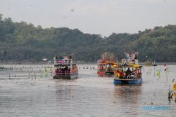 Belajar Dari Kasus WKO, Perahu Wisata Rawa Jombor Klaten Dilarang Angkut Penumpang Lebihi Kapasitas!
