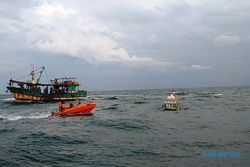 Nelayan Jepara Tetap Gelar Larung Kepala Kerbau