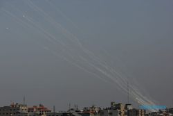 Rawan Serangan Roket di Gaza, Penerbangan Internasional ke Israel Disetop