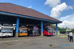 Derita Sopir Bus Di Klaten, 2 Kali Lebaran Pulang Tak Bawa Uang
