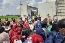 Buruh Pabrik PT SSG Baki Sukoharjo Demo Tuntut Pembayaran THR