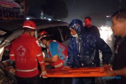 Laka Adu Banteng Di Sambungmacan Sragen, Polisi: Pengemudi Mazda Dalam Pengaruh Obat!
