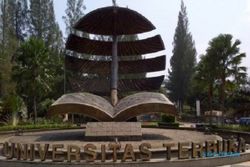 Sembilan Rekor Muri, Wujud Kepercayaan Masyarakat pada Universitas Terbuka