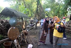 Pasar Kawak di Gebang Masaran Sragen, Ajang Edukasi Tradisi Tempo Dulu
