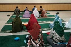 Pererat Silaturahmi, UDB Solo Gelar Pengajian Rutin dan Doa Bersama