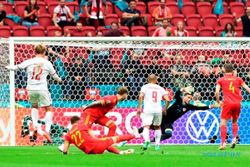 Wales 0-4 Denmark: Tim Dinamit Kembali Meledak!