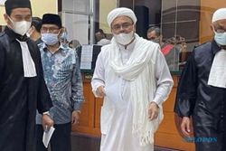 Terbukti Sebarkan Berita Bohong, Habib Rizieq Divonis 4 Tahun Penjara