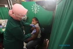 Sebagian Peserta Vaksinasi Bukan Warga Solo, Pemkot Targetkan 10.000 Orang Lagi