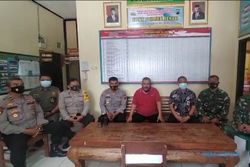 Momen Kades Sragen Pencaci Pejabat Minta Maaf Diapit TNI-Polri