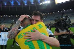 Momen Haru, Neymar Menangis Dipeluk Messi Saat Argentina Juara Copa America