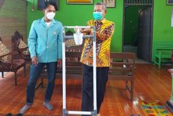 KKN UNS di Miri Sragen, Kelompok 342 Bikin Alat Hand Sanitizer Pijak sampai Peduli Literasi