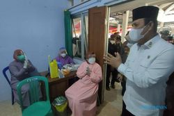 Vaksinasi Digelar di Desa Menjing Karanganyar, Sasar 300 Warga