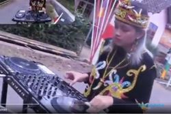 Viral! Pakai Pakaian Adat, DJ Cilik Magelang Beraksi di Jalanan