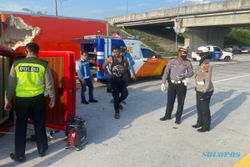 Kecelakaan Minibus Seruduk Truk di Tol Semarang-Solo, 1 Orang Meninggal