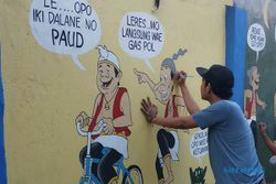 Warga Kampung Sewu Lukis Mural Kemerdekaan