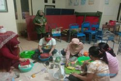 Duh, Aktivitas Pemberdayaan Emak-Emak Kampung di Solo Ini Terganjal PPKM