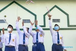 Jos! 14 Guru dan Siswa SMP Naungan Muhammadiyah Sragen Sabet Medali NSC 2021
