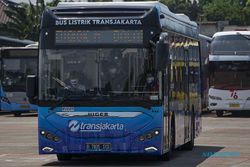 Begini Penampakan Bus Listrik Higer yang Mulai Diuji Coba di Jakarta