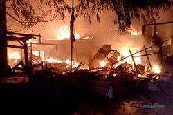 4 Jam Api Membara, Puluhan Los-Kios Pasar Janglot Sragen Jadi Arang