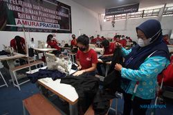 Begini Aktivitas Warga Binaan dalam Produksi Garmen di Rutan Solo