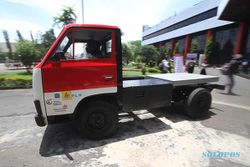 Pengembangan Kendaraan Listrik, ITTelkom Surabaya Uji Coba Truk Listrik Dilengkapi Smart ID