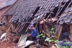 Wuss! 10 Rumah di Cianjur Rusak Diterjang Angin Kencang