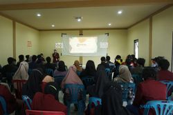 Himafisi ISI Surakarta Gelar Sosialisasi Pemberdayaan Desa