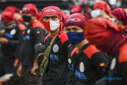 Unjuk Rasa Buruh di Jakarta Tuntut Kenaikan UMP