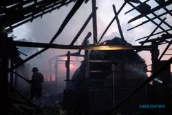 Rumah Warga di Ngrampal Sragen Terbakar, Ini Foto-Fotonya