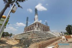 Kontrak Kerja Tinggal 2 Hari, Renovasi Masjid Agung Karanganyar Molor