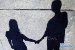 Dua Sejoli Tertangkap Tangan Berbuat Mesum di Lapangan Denggung Sleman