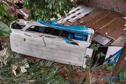 Andalkan Google Maps, Awal Tragedi Minibus Terguling di Karanganyar