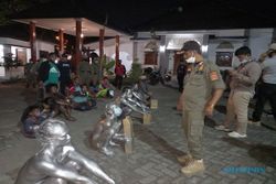 Lagi! Satpol PP Semarang Razia PGOT, 14 Manusia Silver Tertangkap