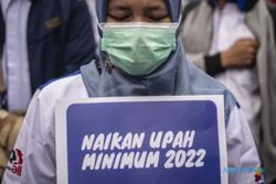 Upah Minimum di Indonesia Tak Layak Disebut Terlalu Tinggi