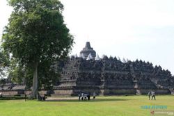 Candi Borobudur Bangunan di Antara Bangun Datar dan Bangun Ruang