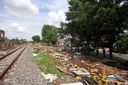 Hunian Bantaran Rel Joglo Solo Telah Rata dengan Tanah, Begini Wujudnya